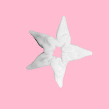 Load image into Gallery viewer, Star scrunchies a